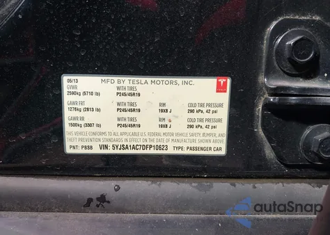 2013 Tesla Model S z USA, uszkodzony, nr VIN 5YJSA1AC7DFP10623